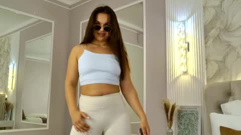 Snapshot of camillalarson chatting on July 2026 06:47:02 AM Camilla online show from July 2026 06:47:02 AM