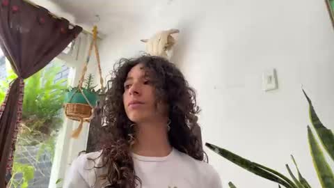  Camille   online show from October 2025 06:03:02 PM