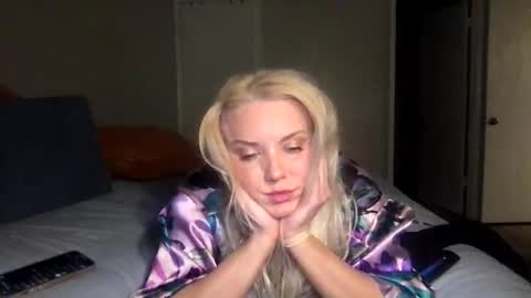 camilleclairexo online show from May 2026 07:39:01 AM