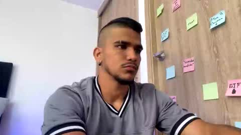 camilo_contre21 online show from January 2026 07:39:01 PM