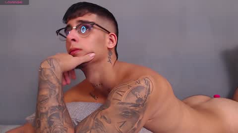 Snapshot of camilo_ospina_ chatting on December 2024 07:58:02 PM INDEPENDENT MODEL online show from December 2024 07:58:02 PM