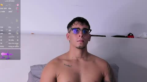 Snapshot of camilo_ospina_ chatting on April 2026 12:31:01 AM INDEPENDENT MODEL online show from April 2026 12:31:01 AM
