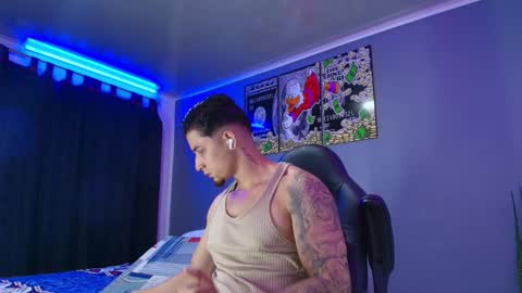 Snapshot of camiloalvarezzz3 chatting on October 2025 04:24:02 PM CAMILO online show from October 2025 04:24:02 PM