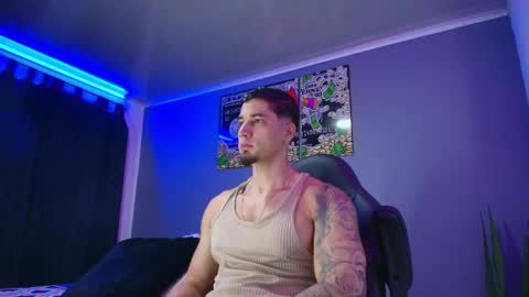 Snapshot of camiloalvarezzz3 chatting on November 2025 01:02:01 PM CAMILO online show from November 2025 01:02:01 PM