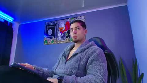 Snapshot of camiloalvarezzz3 chatting on November 2025 12:26:01 PM CAMILO online show from November 2025 12:26:01 PM