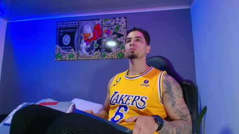 Snapshot of camiloalvarezzz3 chatting on November 2025 01:55:02 PM CAMILO online show from November 2025 01:55:02 PM