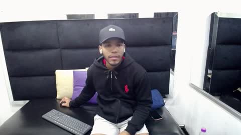 Snapshot of camilobuck chatting on October 2025 02:28:01 AM camilobuck online show from October 2025 02:28:01 AM
