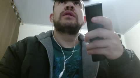 Snapshot of camiloking17 chatting on February 2025 09:32:02 AM camilo online show from February 2025 09:32:02 AM