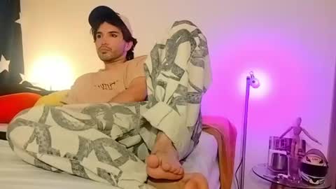 Snapshot of camilosaennz chatting on July 2026 02:16:01 AM camilo online show from July 2026 02:16:01 AM