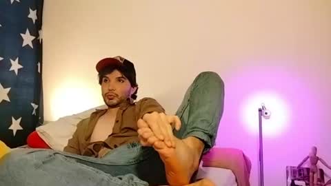 Snapshot of camilosaennz chatting on July 2026 12:27:01 AM camilo online show from July 2026 12:27:01 AM