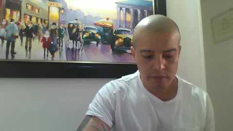 camilosaenz90 online show from October 2025 03:38:02 PM