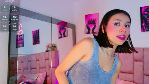 Snapshot of camiluxe chatting on February 2026 08:23:01 PM camiluxe online show from February 2026 08:23:01 PM