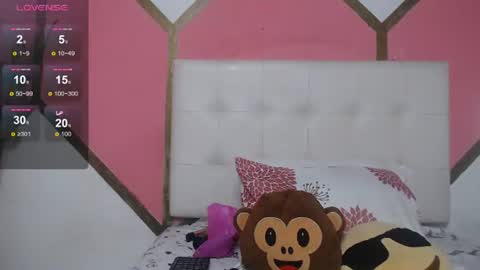 Snapshot of camitylor chatting on June 2026 11:52:02 AM CAMILA TYLOR online show from June 2026 11:52:02 AM