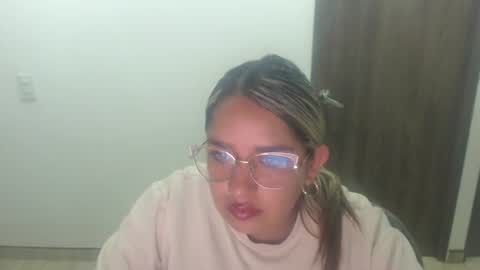 Snapshot of camivilla393140 chatting on July 2026 10:30:02 AM camivilla393140 online show from July 2026 10:30:02 AM