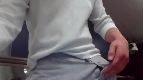 Snapshot of cammyman6900 chatting on February 2025 04:56:02 PM cammyman6900 online show from February 2025 04:56:02 PM