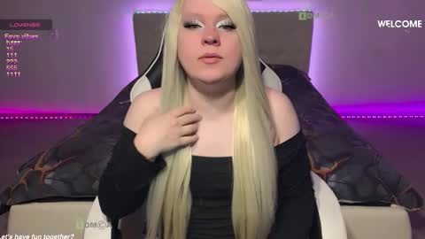 Snapshot of camsmiley chatting on March 2026 03:13:01 AM Miley online show from March 2026 03:13:01 AM