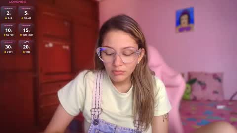 Candase online show from November 2025 01:37:01 AM