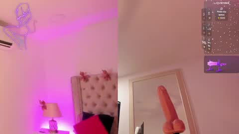 Snapshot of candiegilson__ chatting on May 2026 12:32:01 PM Candie online show from May 2026 12:32:01 PM