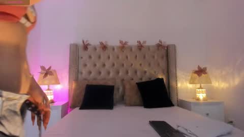 Snapshot of candiegilson__ chatting on May 2026 12:00:01 PM Candie online show from May 2026 12:00:01 PM