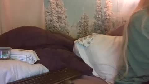 Candi online show from February 2026 03:04:01 AM