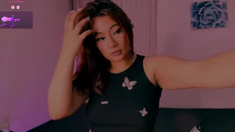 candle_lz online show from April 2026 04:57:01 AM