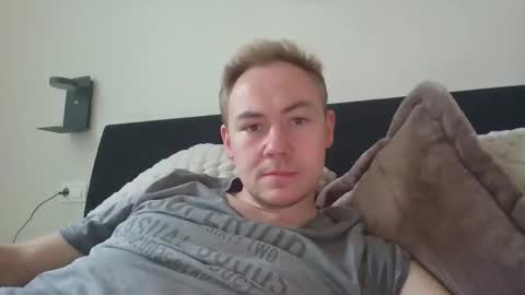 candy_boy_xoxo online show from April 2026 05:17:02 PM