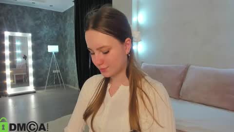 Candy online show from October 2025 09:10:02 AM