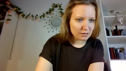 Snapshot of candy_cougar82 chatting on June 2026 09:22:02 AM Candy Cougar online show from June 2026 09:22:02 AM