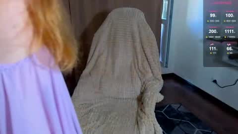 Snapshot of candy_flosse chatting on June 2026 06:01:01 AM candy_flosse online show from June 2026 06:01:01 AM
