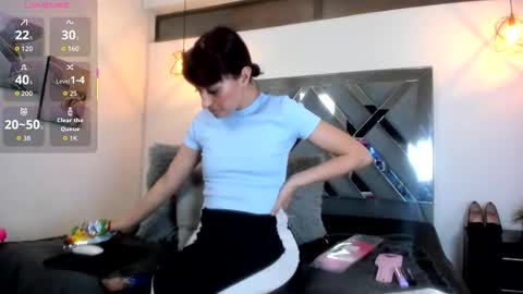 Candy hot online show from February 2026 08:07:02 PM