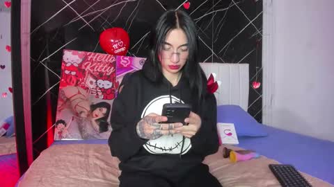 Leila  online show from February 2026 03:14:02 AM