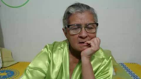 Snapshot of candy_mature_ chatting on February 2026 01:09:02 AM candy online show from February 2026 01:09:02 AM