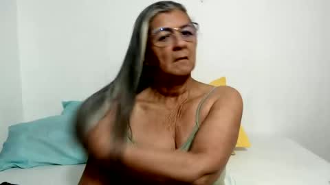 Snapshot of candy_mature_ chatting on June 2026 11:05:01 AM candy online show from June 2026 11:05:01 AM