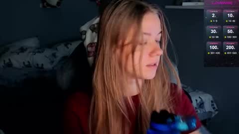 Snapshot of candy_meggie chatting on September 2025 08:27:02 AM Megan online show from September 2025 08:27:02 AM