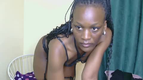 Snapshot of candy_novah chatting on June 2026 12:04:01 AM NOVAH online show from June 2026 12:04:01 AM
