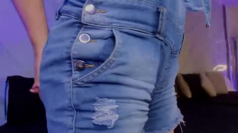 Snapshot of candy_plus chatting on February 2026 07:28:02 PM Candy plus online show from February 2026 07:28:02 PM