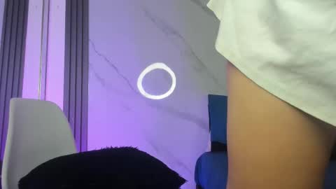 Snapshot of candy_plus chatting on February 2026 07:33:02 PM Candy plus online show from February 2026 07:33:02 PM