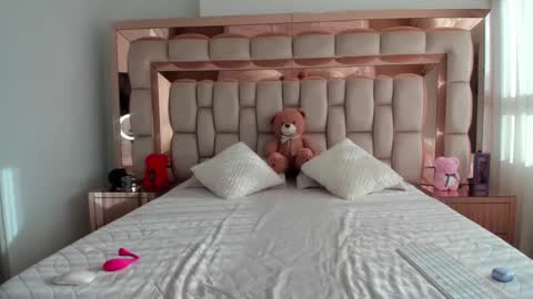 samantha online show from January 2025 09:34:01 PM