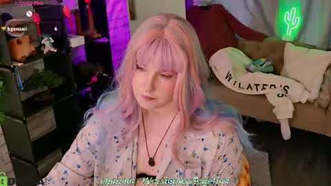 Snapshot of candy_yeahh chatting on June 2026 03:25:01 AM Mary online show from June 2026 03:25:01 AM