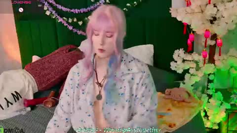 Snapshot of candy_yeahh chatting on June 2026 02:05:01 AM Mary online show from June 2026 02:05:01 AM