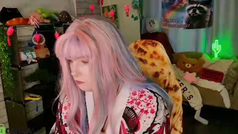 Snapshot of candy_yeahh chatting on July 2026 01:23:02 AM Mary online show from July 2026 01:23:02 AM