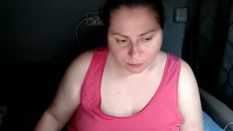 Laura online show from October 2025 07:10:02 PM