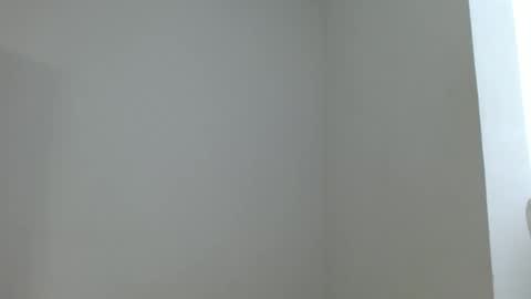 Snapshot of candygirlsweett chatting on February 2025 06:24:01 PM CandySweetGril online show from February 2025 06:24:01 PM