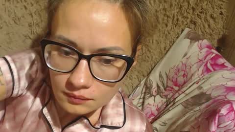 say meow and send tip  online show from September 2025 09:37:01 PM