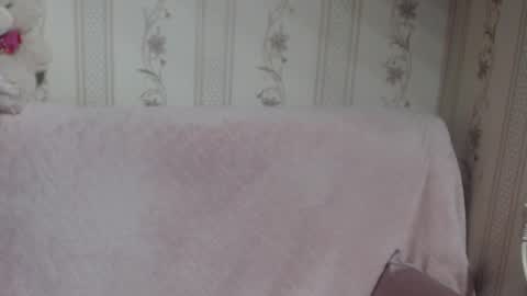 Snapshot of candylady136 chatting on February 2026 09:18:02 PM say meow and send tip online show from February 2026 09:18:02 PM