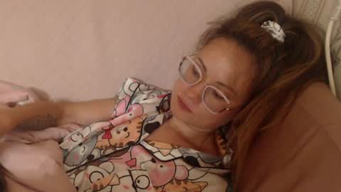 Snapshot of candylady136 chatting on June 2026 06:01:02 PM say meow and send tip online show from June 2026 06:01:02 PM