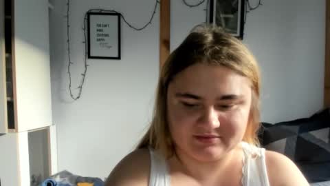 Snapshot of candymilas chatting on December 2024 12:12:02 PM candymilas online show from December 2024 12:12:02 PM