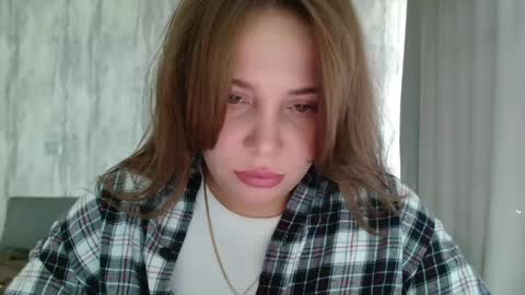 Snapshot of candymini chatting on March 2026 07:03:01 AM candymini online show from March 2026 07:03:01 AM