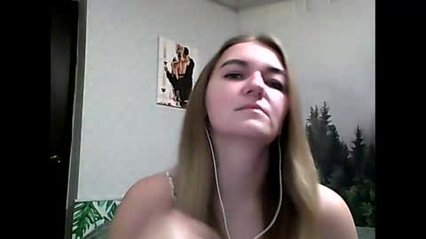 Daisy online show from October 2025 08:08:02 PM