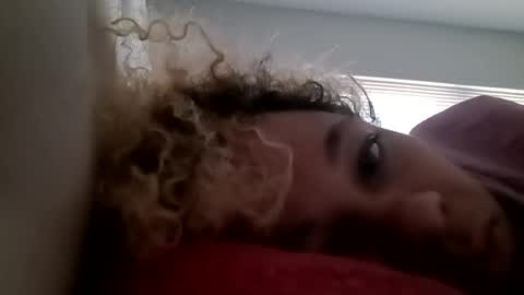 candyredxo2024 online show from September 2025 01:33:01 PM